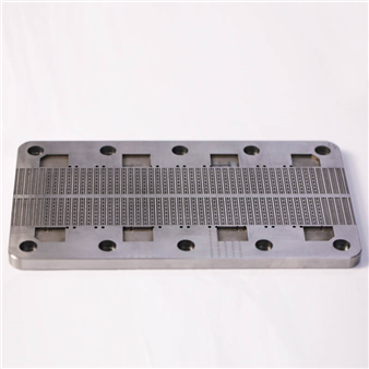 Metal mold component